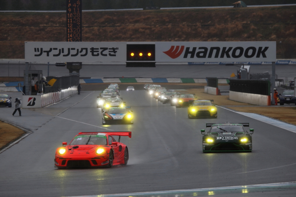 한국타이어를 장착하고 펼치는 아시아 최대 규모 내구 레이 스 슈퍼 다이큐 시리즈