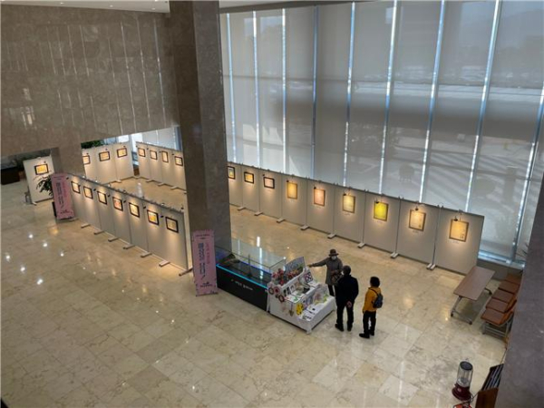 예산군청 1층 전시관