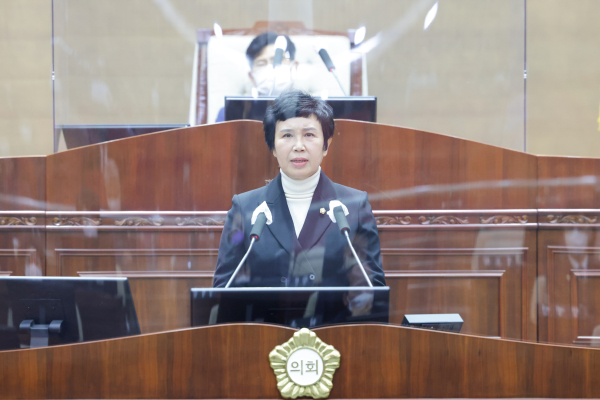 5분 발언하는 유영진 천안시의원