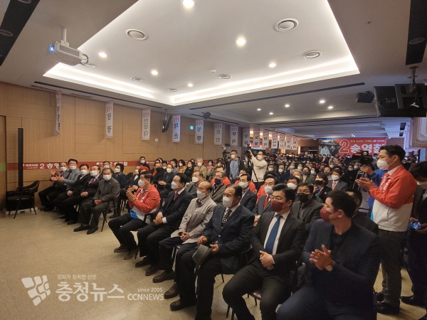 선거사무소 개소식 행사 모습