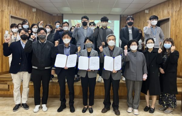 15일 오전 컨퍼런스홀에서 행동강령준수 서약식과 인권경영 선언식 개최