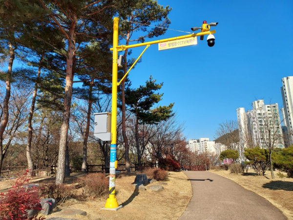방범용 cctv 설치사진(판암근린공원)