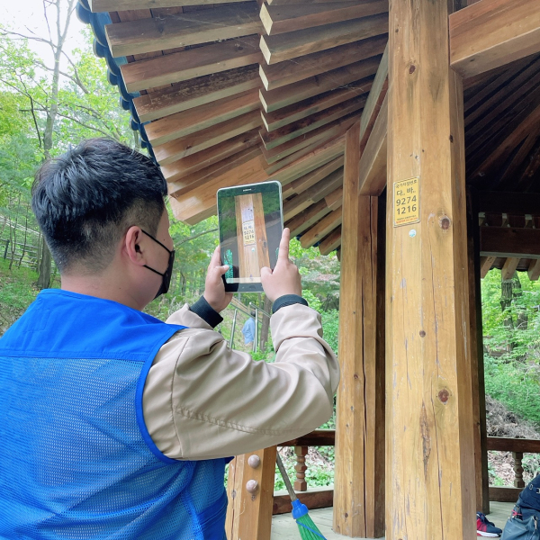 주소정보시설 일제 정비에 나선 조사원