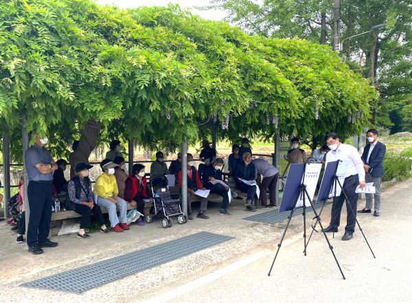 11일 유성구는 ‘성북동 숲속야영장 조성사업’ 주민설명회를 개최하여 주민의견 수렴