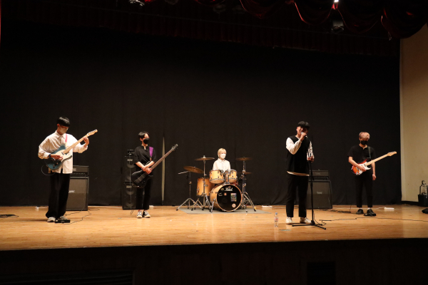 무단외박 추모공연