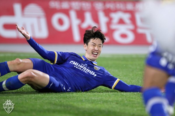 충남아산FC 경기장면 모습