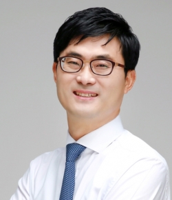 천안병 이정문 당선자