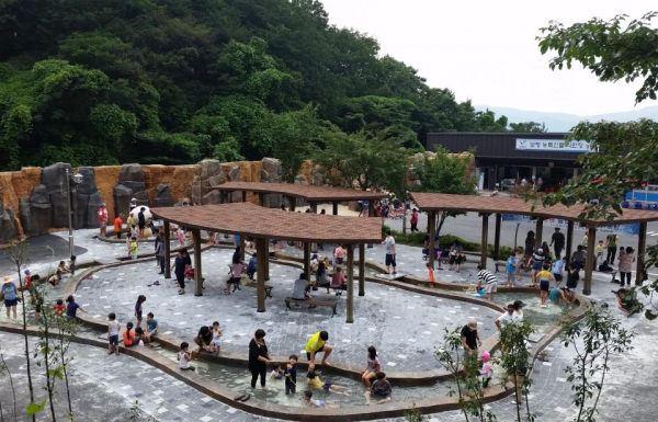 냉풍욕장 족욕장 모습