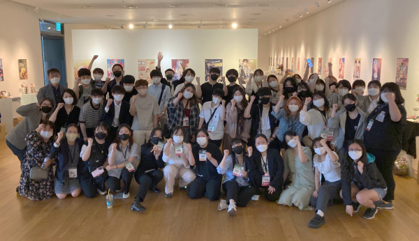 만화웹툰콘텐츠과 졸업전시회 & 피칭쇼 마무리 단체사진