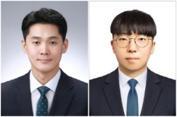 (좌로부터)임종철 교수,이원종 석사과정생