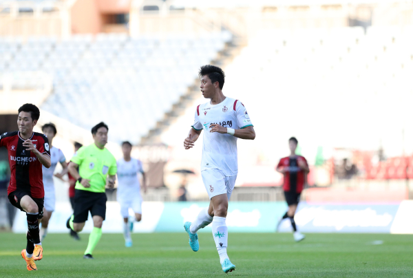 부천전 김재우 선수 모습