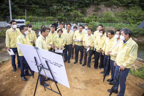 집중호우 피해지역 현장방문한 당진시의회 의원들