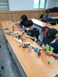 지난해 진행된 삼선산수목원 체험프로그램 사진