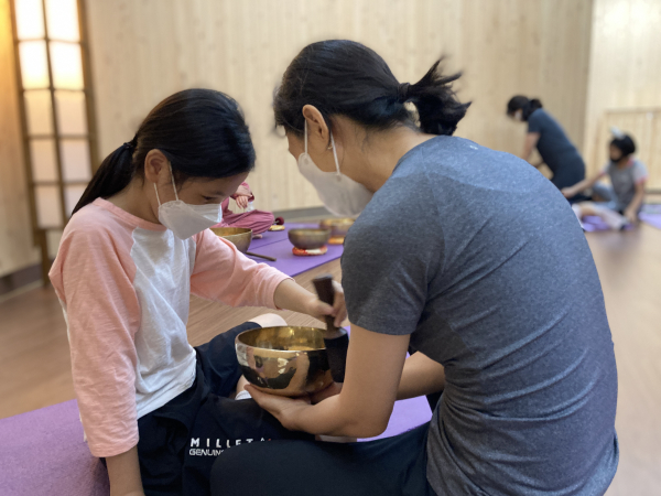 싱잉볼명상 등 산림치유 프로그램