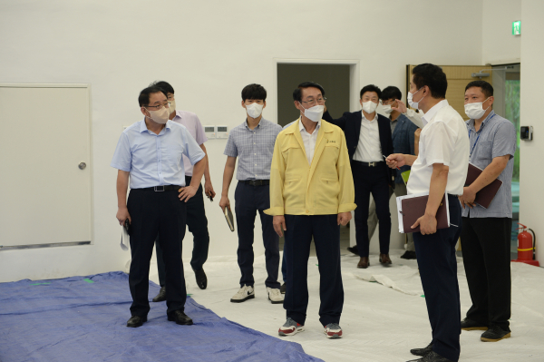 이용록 홍성군수, 민선 8기 주요 사업장 현장 (내포 스마트도시 운영센터) 방문