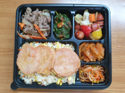 사랑샘에 도시락 나눔