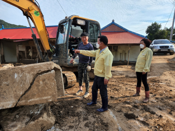 박정현 군수 현장점검 모습