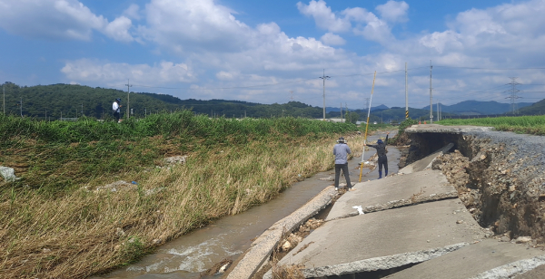 수해 조사 현장에 드론 투입 모습