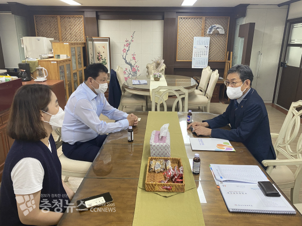 공주여고를 방문한 김용찬 충남도립대학교 총장