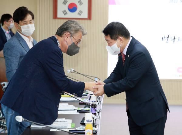 민선 8기 공약 실천계획 보고회 장면