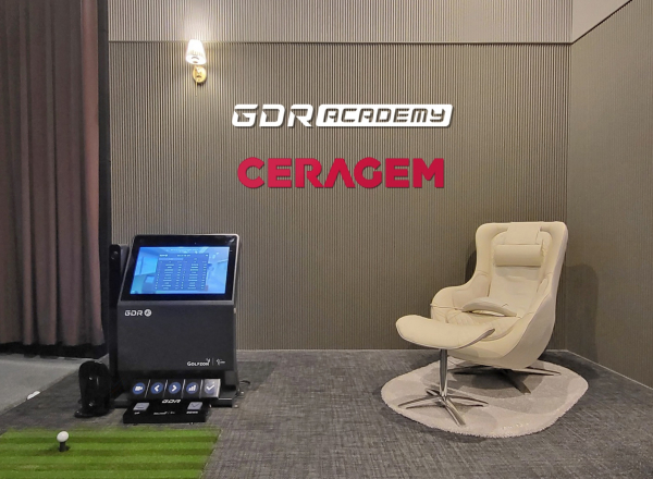 세라젬 안마의자가 설치된 GDR아카데미 강남 센터필드 매장 프라이빗 룸