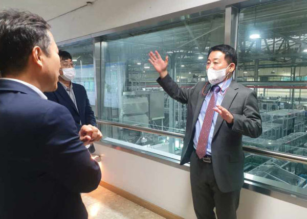 서철모 서구청장 (주)맥키스컴퍼니 방문 모습