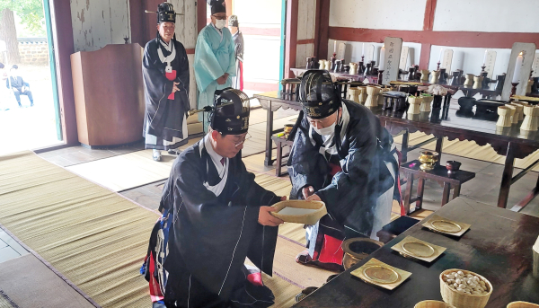 홍주향교, 공기 2573년 추계 석전대제 봉행 모습