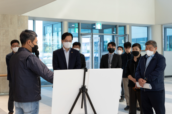 이상래 행복청장, 2-4생활권 복합커뮤니티센터 등 건설현장 점검