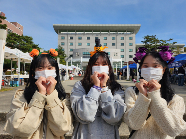 교내 종합운동장 및 혜윰광장 일원에서 2022년 대동제 개최 모습