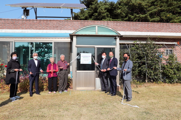 병역명문가의 집 문패달아드리기(안영환님)