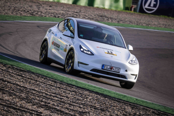 한국타이어 후원 ADAC 24시 e-컴피티션 참가 차량