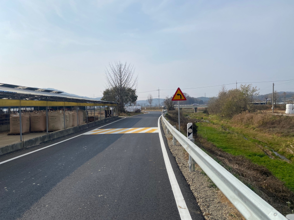 신양면 신양-하천간 농어촌도로 확포장공사 사업 완료 모습