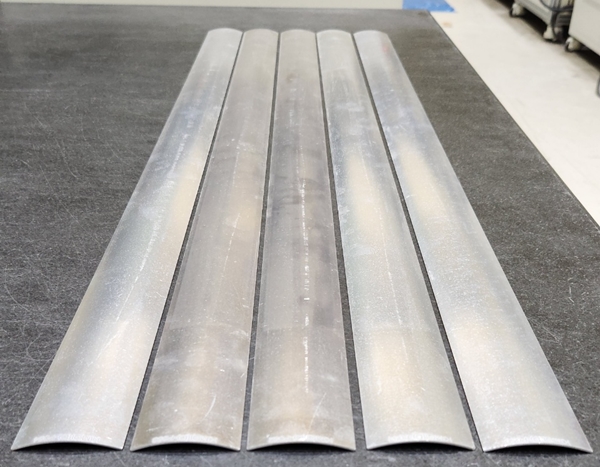 한국원자력연구원에서 제작한 고밀도 저농축우라늄실리사이드 판형핵연료