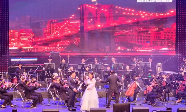 지난 4일 전문건설협회 대전시회가 개최한 ‘대전전문건설 음악회’ 공연 진행 모습