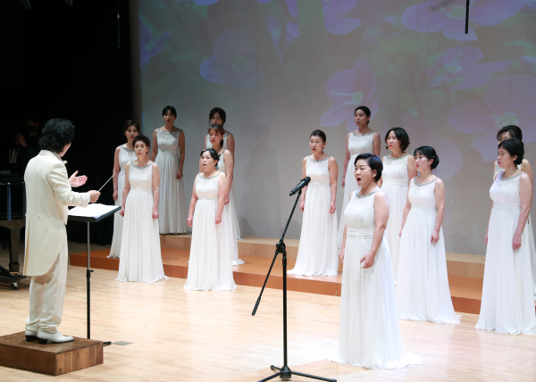 지난 8일 열린 소리새여성합창단 정기연주회 사진