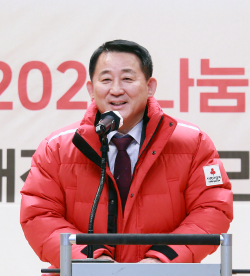 14일 서구청 구봉산홀에서 열린 ‘희망2023 나눔캠페인’ 장면