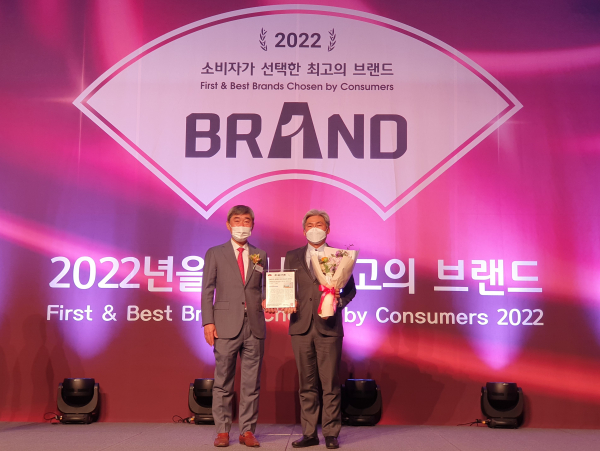 ‘골프존 비전홈’이 ‘소비자가 선택한 2022 최고의 브랜드’에서 가정용 골프 시뮬레이터 부문 대상 수상