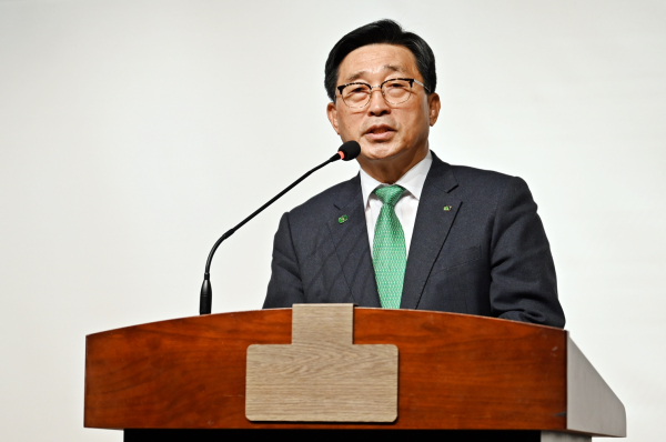 김춘진 한국농수산식품유통공사 사장