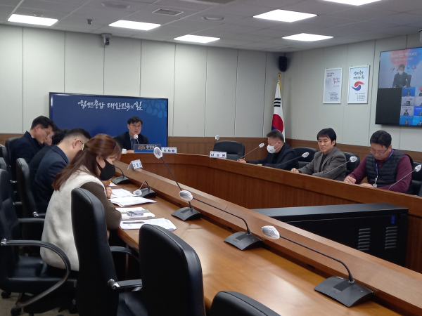 도는 31일 도청 영상회의실에서 15개 시군과 함께 ‘사회 취약계층 특별 지원대책 회의’를 개최했다