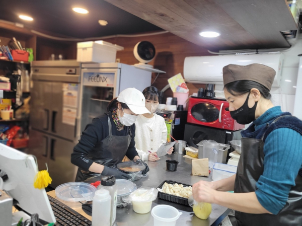 관내 배달 전문 음식점에 대한 점검 모습