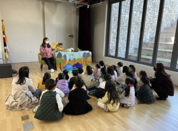 책꾸러기 탐방대 동화구연 사진