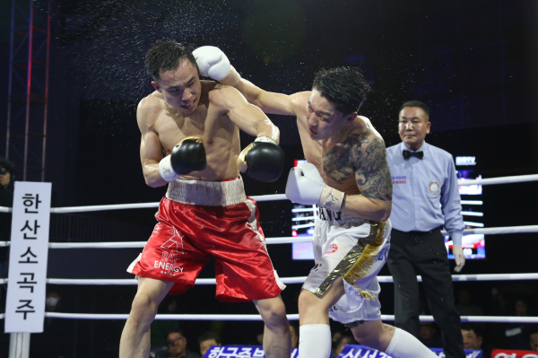 왼쪽부터 후안펭 선수, 장민혁 선수