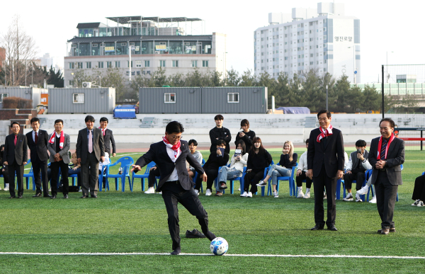 춘계대학축구연맹전 우승축하 행사 개최 모습