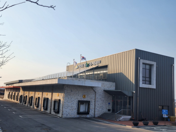 예산군 학교급식지원센터 전경