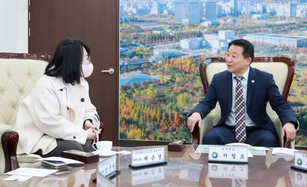 21일 서구청에서 열린 청년 활력일자리 창출 AI 전문기업 협약식 장면