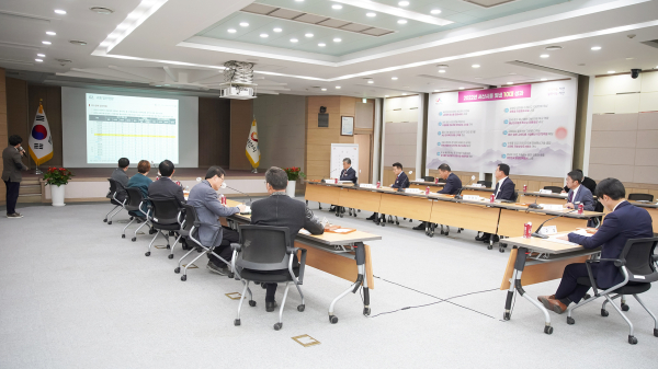 27일 시청 대회의실에서 열린 시내버스 운행노선 효율화 방안 연구용역 착수보고회 모습