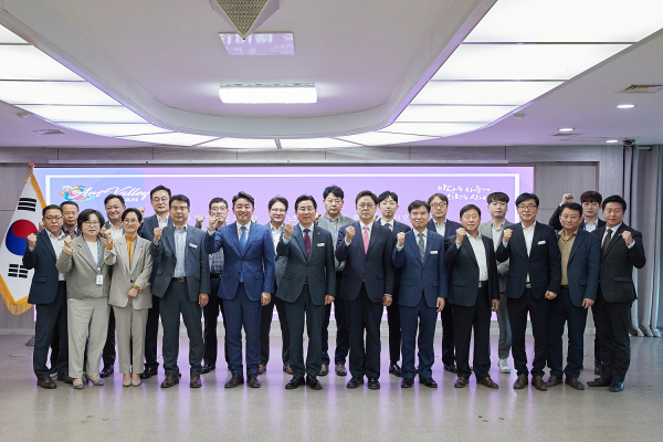 국회의원 초청 간담회 기념사진/아산시 제공