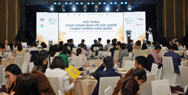 베트남 ‘한국 건강기능식품 품평회’ 효능 세미나 진행 모습