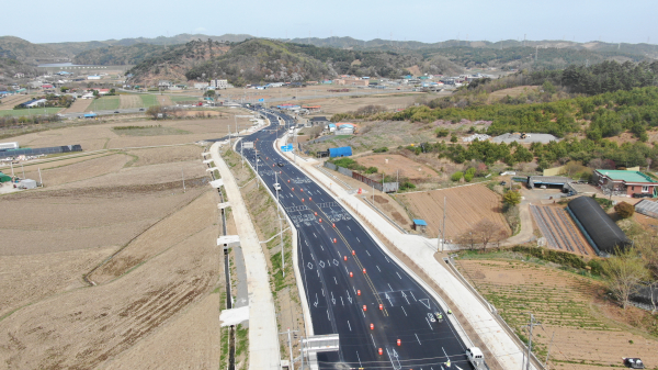 일람사거리~성연테크노밸리 일원 도로확포장 모습