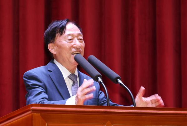 21일 대전교육과학연구원 대강당에서 제56회 과학의 날 기념식에서 설동호 교육감 인사말 모습